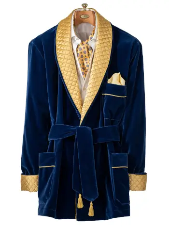 Lusso Velvet Smoking Jacket - Image 3